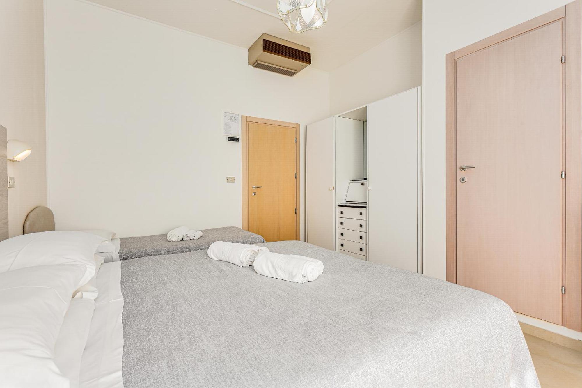 Hotel Caesar Lido Di Savio Eksteriør billede